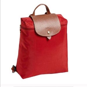 longchamp le pliage backpack perfect for travel